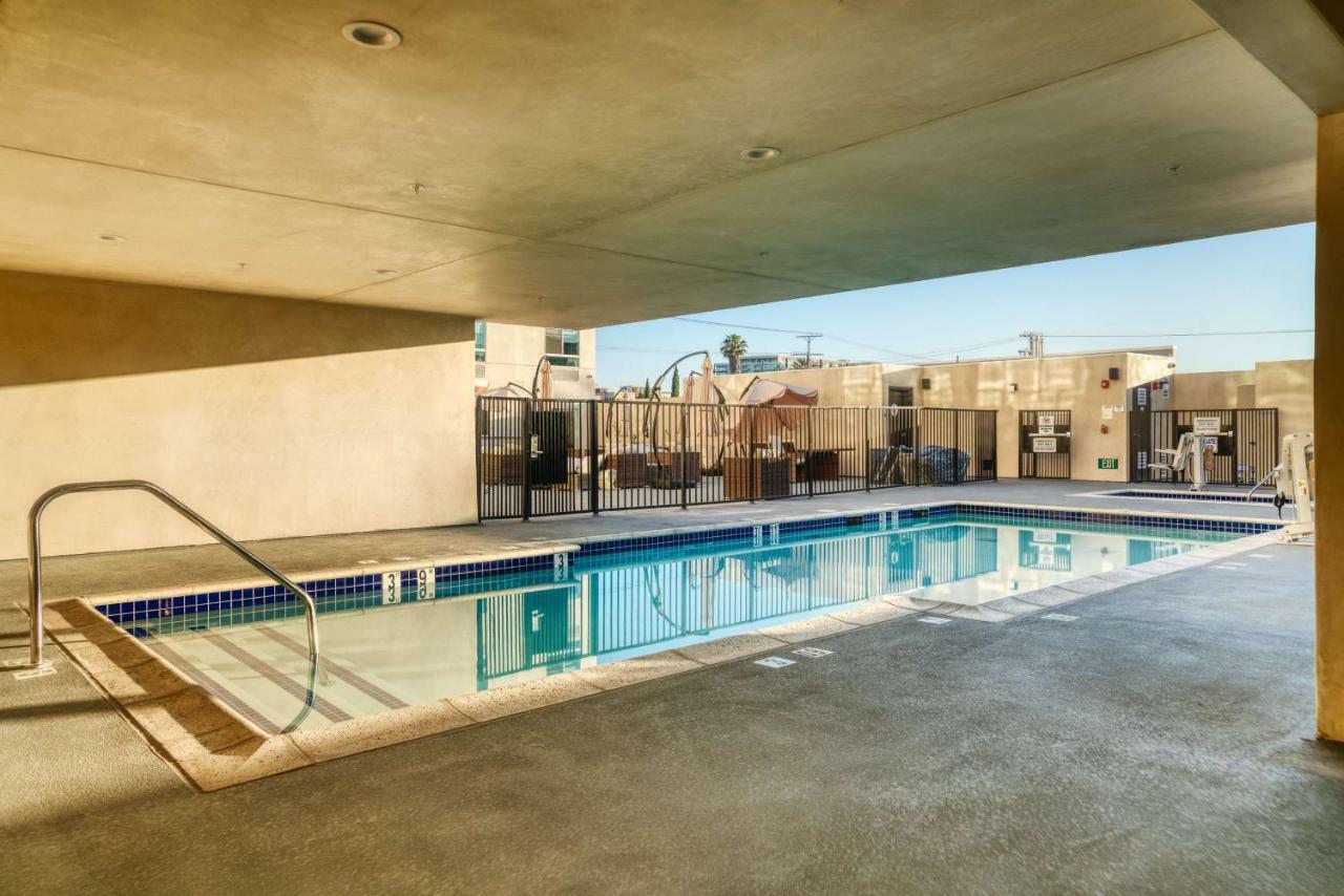 Western Premier Noho Los Angeles